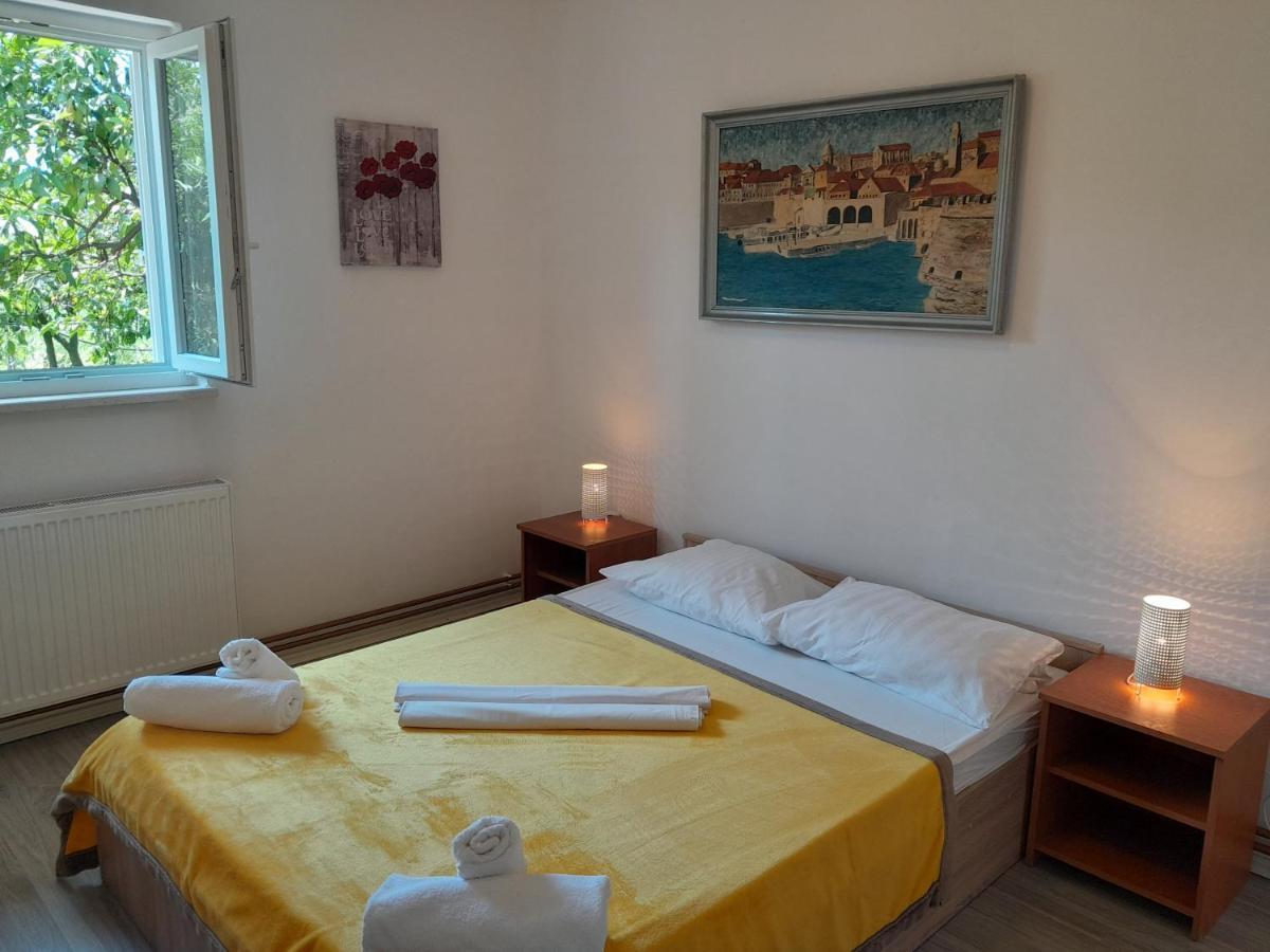 Apartmani Urlic Sreser Exterior foto