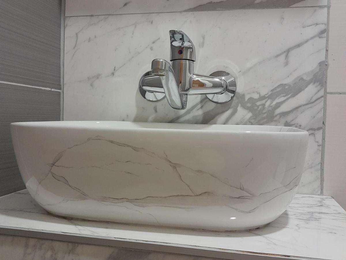 Apartmani Urlic Sreser Exterior foto